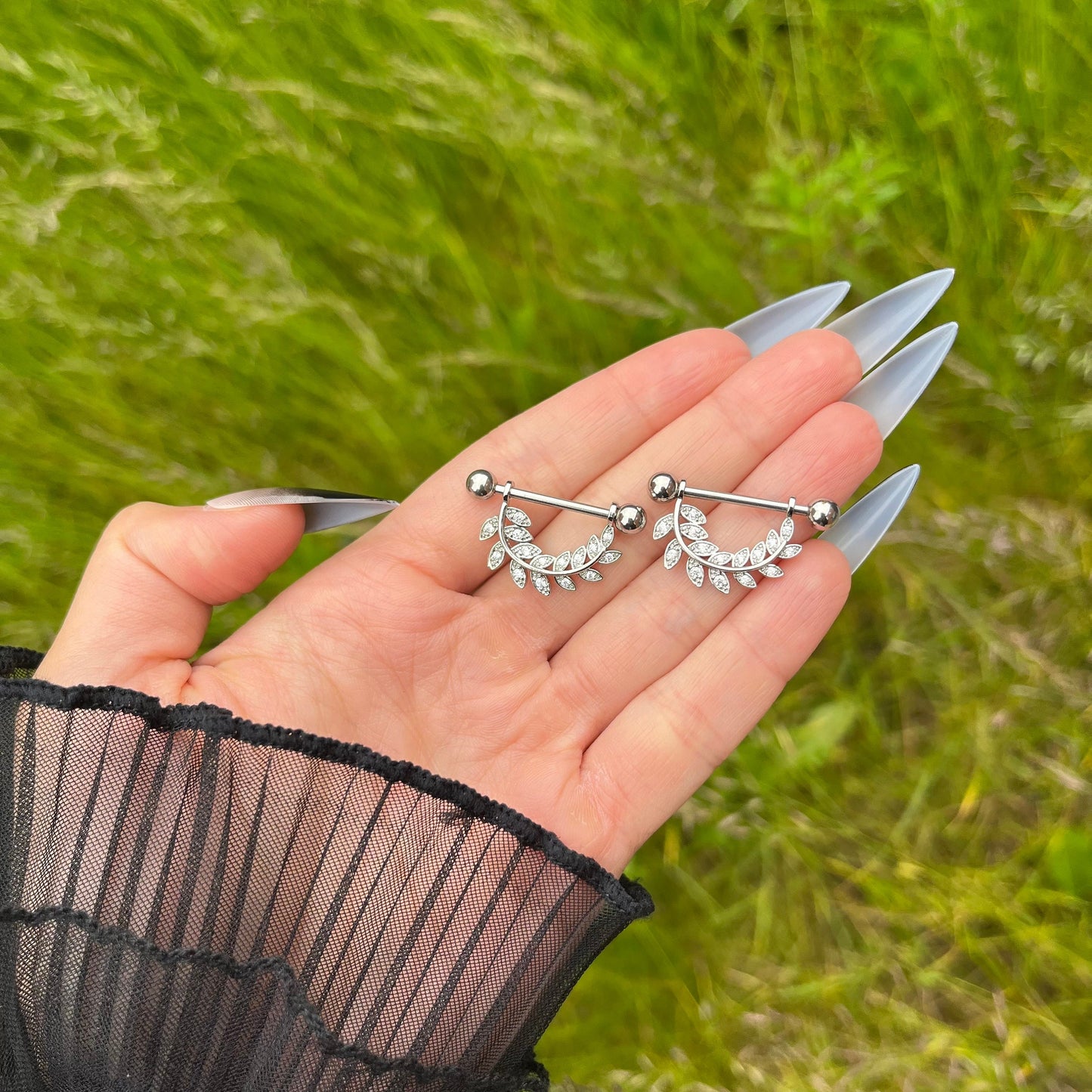 Olive Leaf Nipple Barbells: Crystals Stainles Steel Nipple Piercing, 14G
