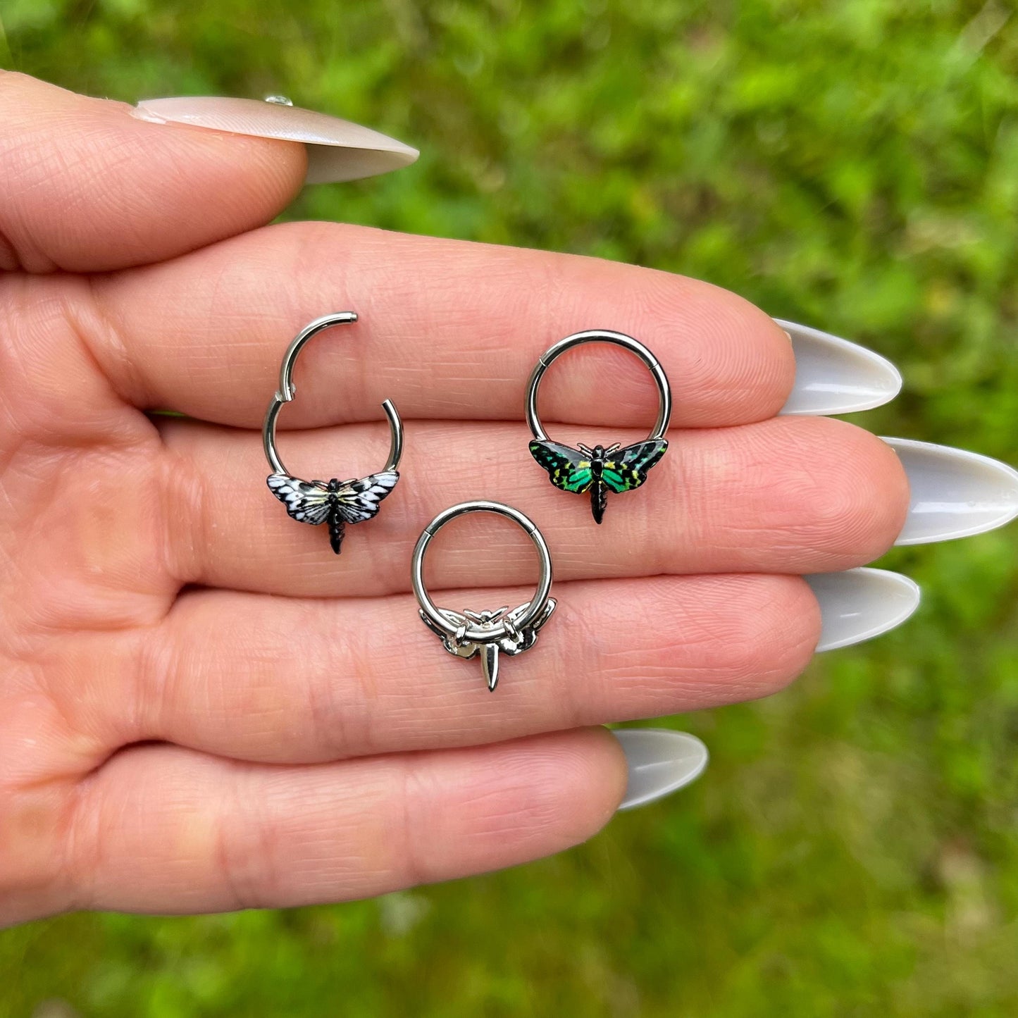 Butterfly Septum Ring: Surgical Steel Hinged Hoop, 16G 8mm/10mm