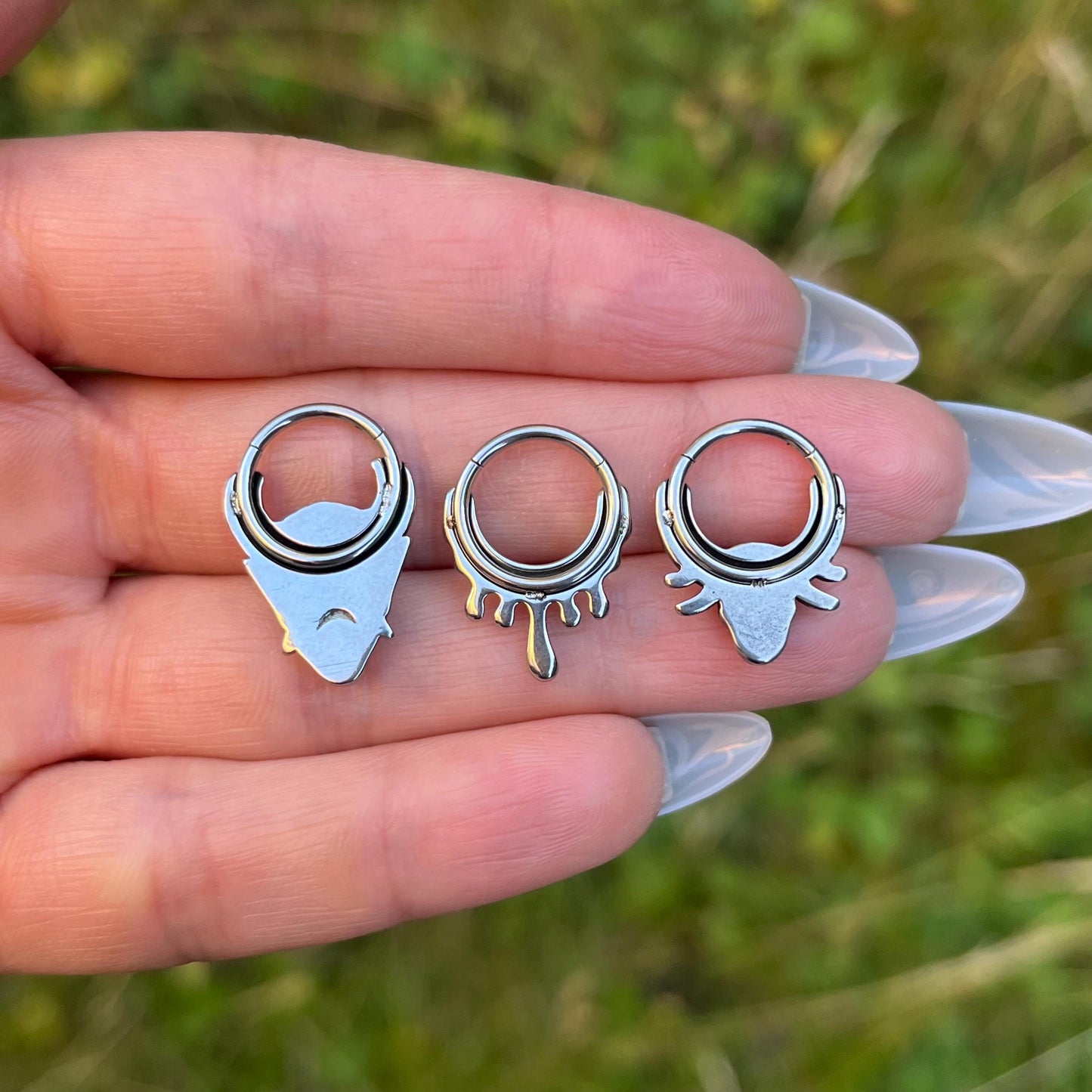 Hinged Septum Clicker: Stainless Steel Nose Ring, Gothic/Punk /horror, 16G 10mm