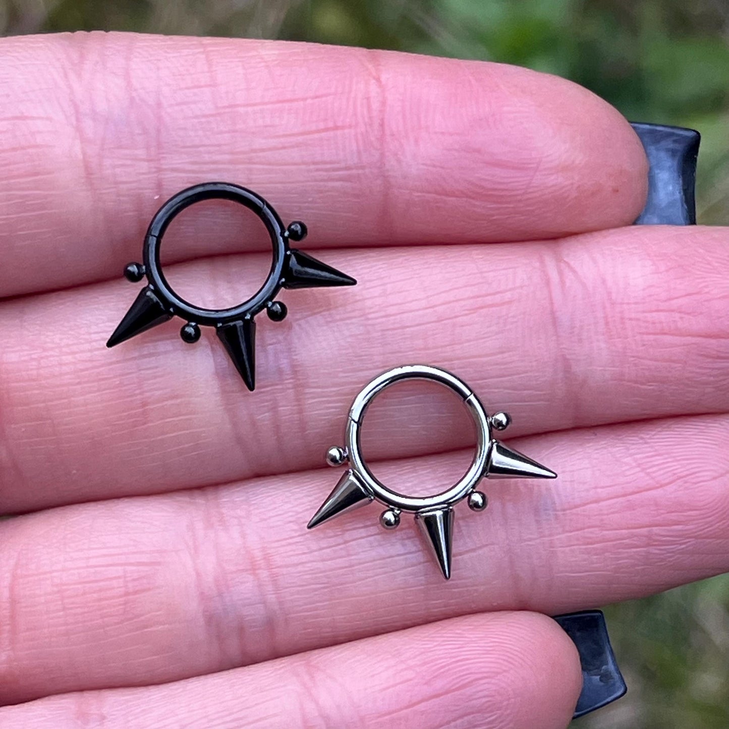 Gothic Spike Septum Clicker: Titanium Hinged Nose Ring, 8mm/10mm