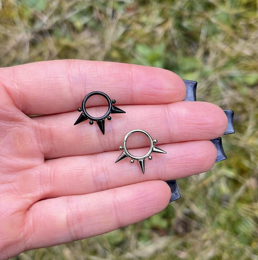 Gothic Spike Septum Clicker: Titanium Hinged Nose Ring, 8mm/10mm