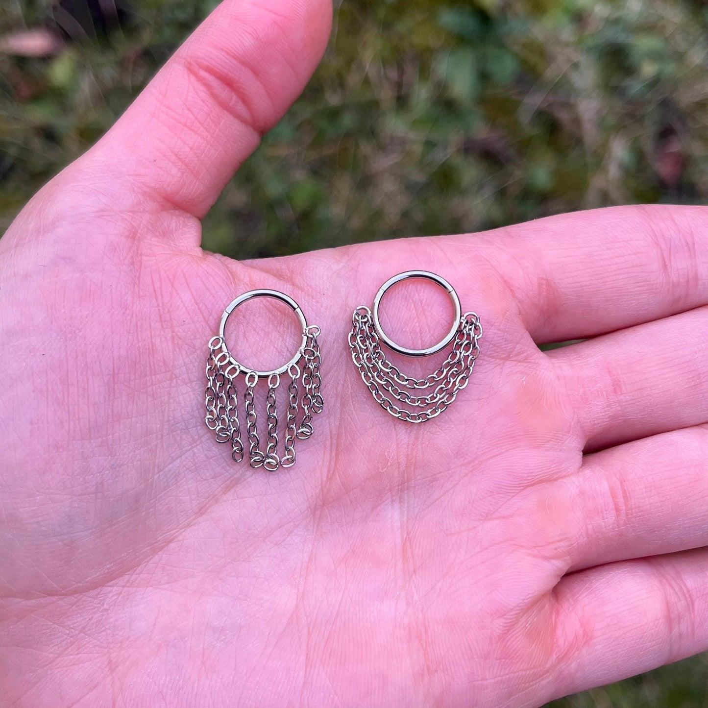 Dangling Chain Septum Clicker: Stainless Steel Hinged Nose Ring 16G 8mm/10mm