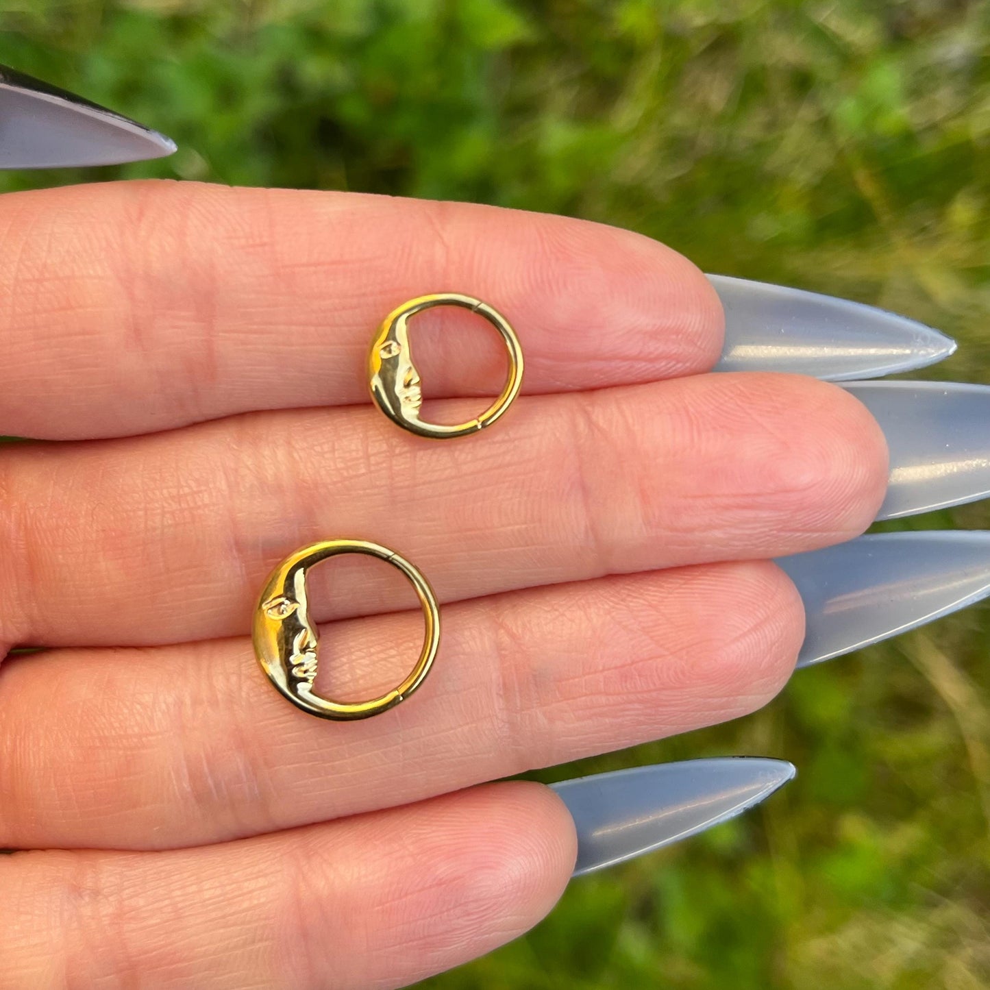 Hinged Septum Clicker: Titanium Moon Nose Ring, 16G 8mm/10mm