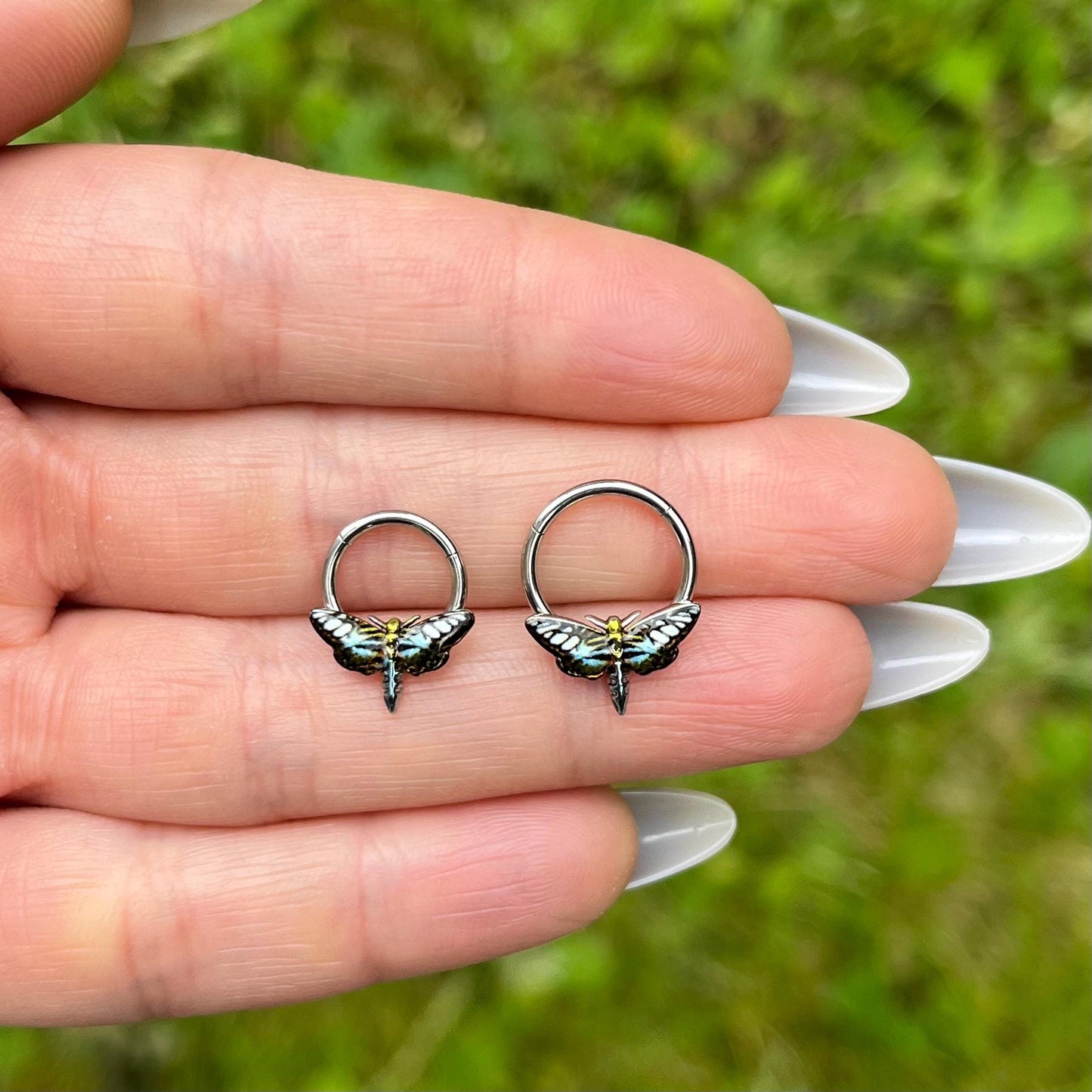 Butterfly Septum Ring: Surgical Steel Hinged Hoop, 16G 8mm/10mm