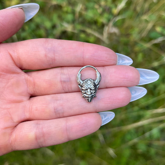 Hinged Septum Clicker: Stainless Steel Nose Ring, Gothic/Punk /horror, 16G 10mm