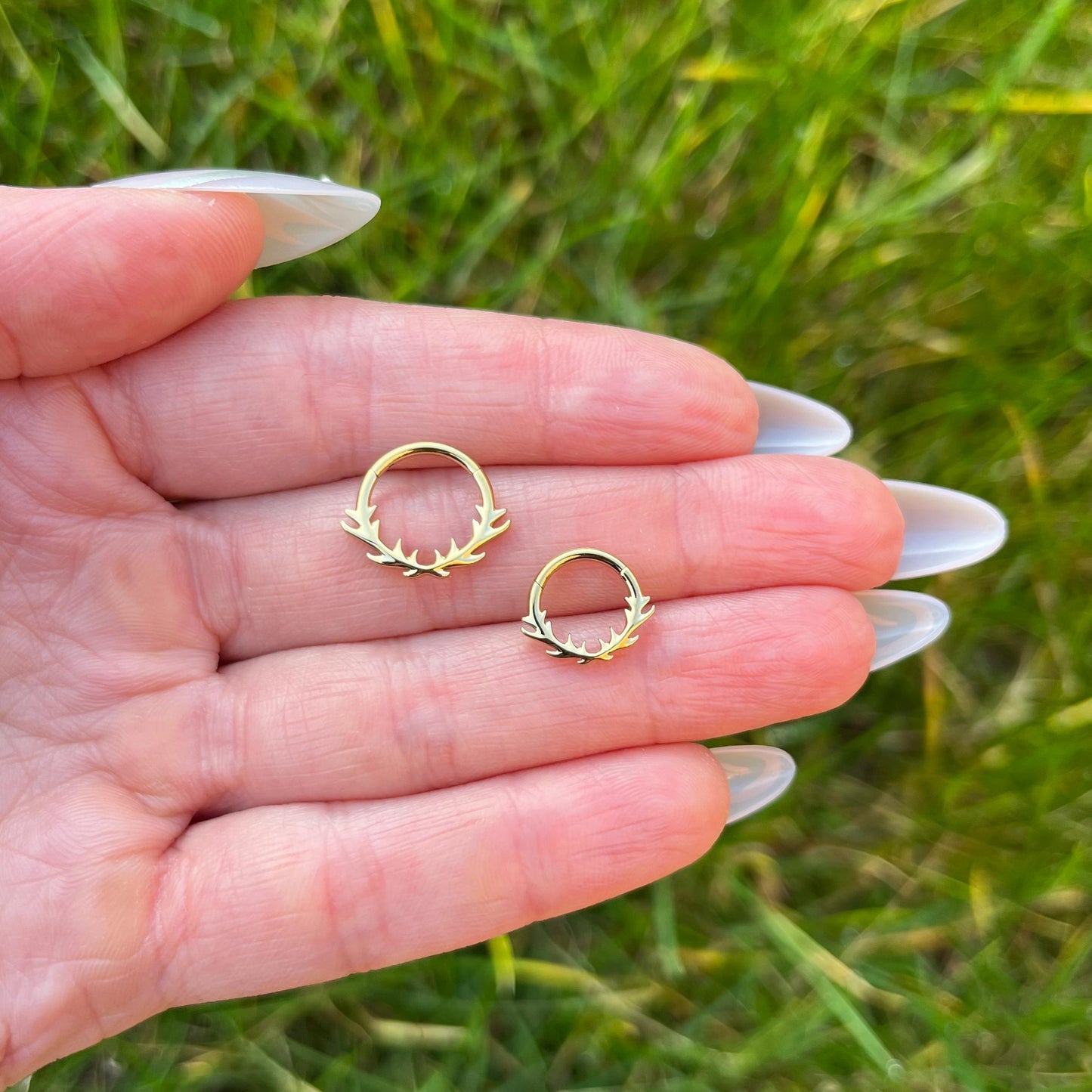 Leaf Septum Clicker, Titanium Nose Ring: 16G 8mm/10mm