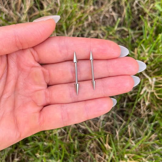 Spikey Titanium Bridge Barbell - Gothic Punk Piercing (14G/1.6mm)