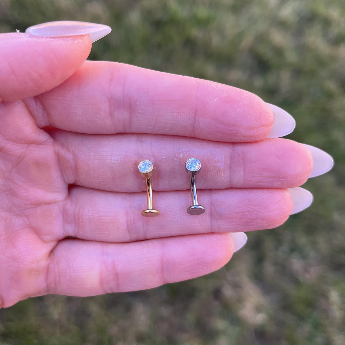 Titanium Floating Belly Button Ring: CZ Crystal Gem, Flat Back Navel Piercing (14G 10mm)