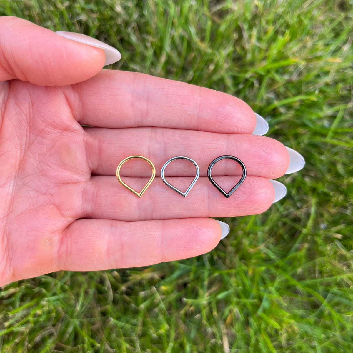 Titanium Teardrop Septum Ring, 16G Nose Clicker Ring: Gold/Silver/Black, 8mm/10mm